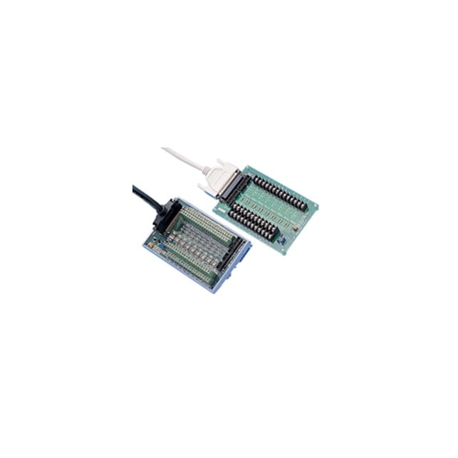 341 Advantech Industrial Wiring Terminal Board with CJC Circuit (PCLD-8710-AE) - Gambar 1