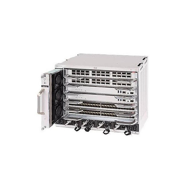 Cisco Catalyst 9600 Series 6 slot bundle,with 1xSup,2xLC,DNA-A LIC (C9606R-48Y24C-BN-A)